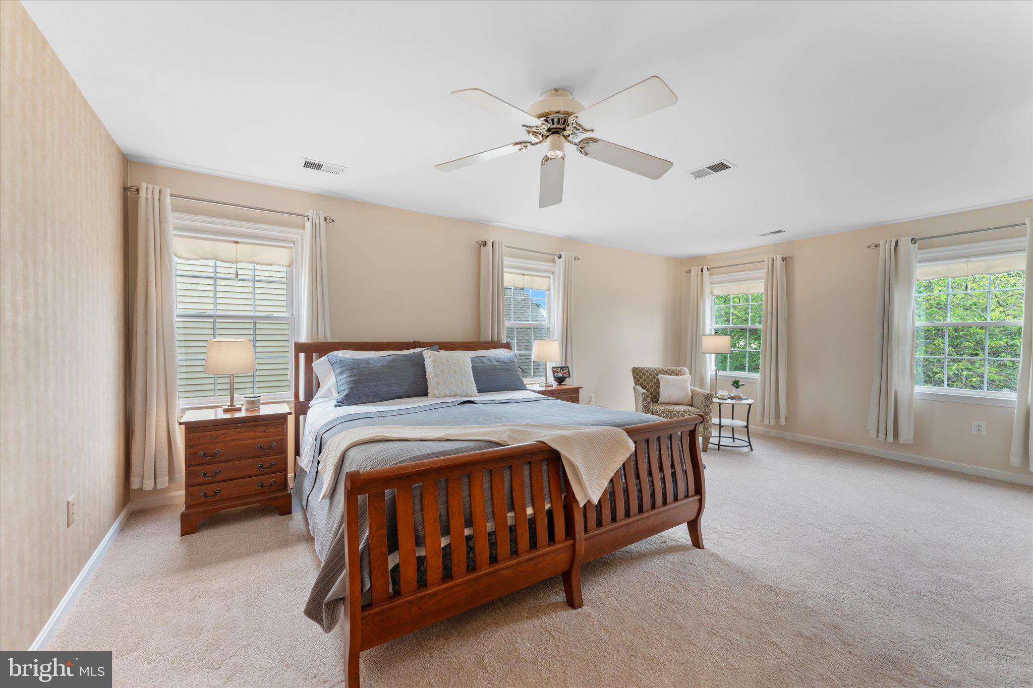 WOODLAND VILLAGE - Residential