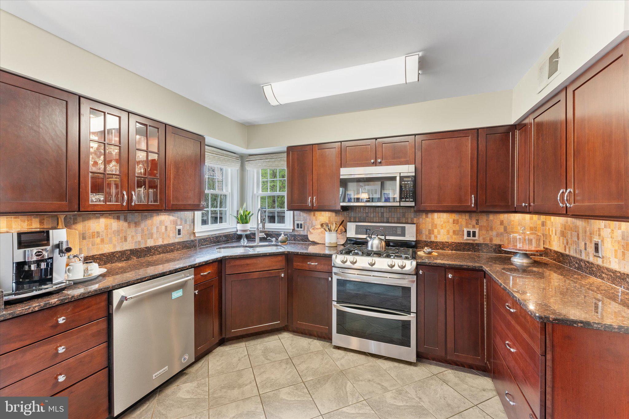 WOODLAND VILLAGE - Residential