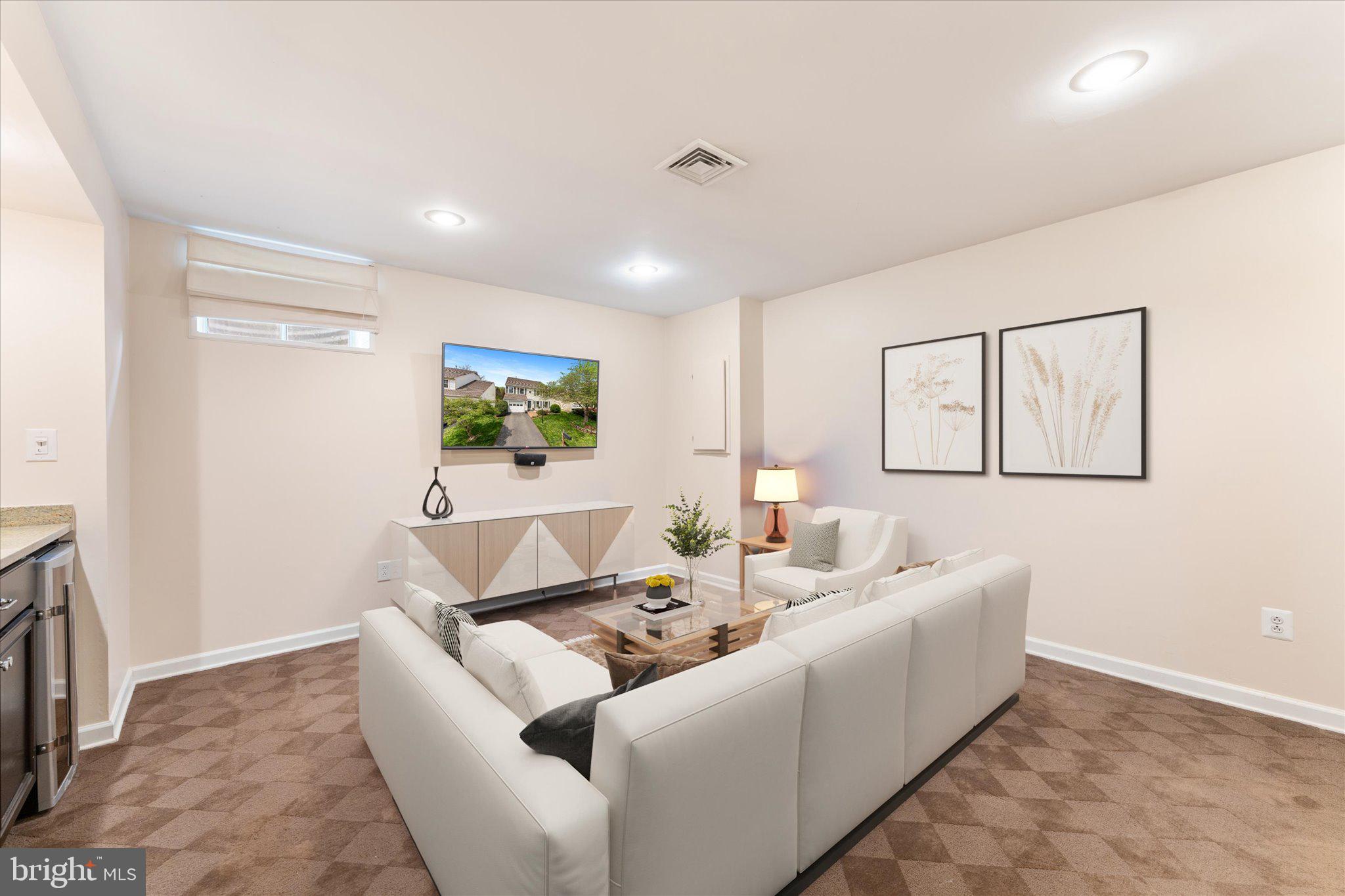 WOODLAND VILLAGE - Residential