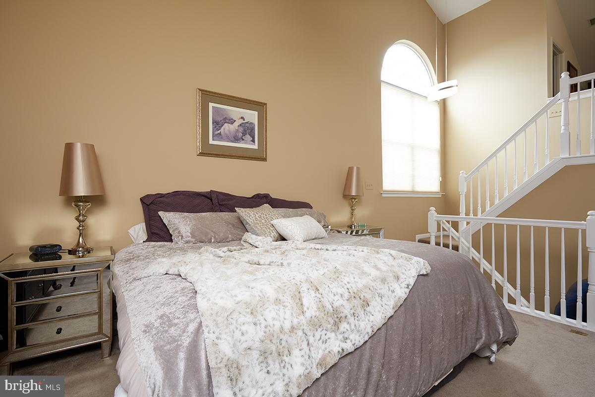 WASHINGTONIAN CENTER - Residential Lease