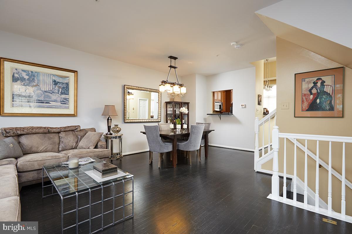 WASHINGTONIAN CENTER - Residential Lease