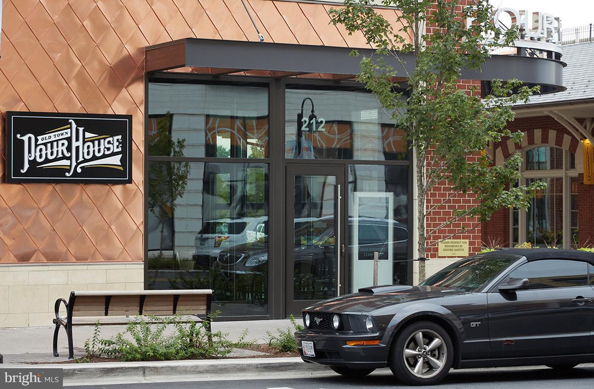 WASHINGTONIAN CENTER - Residential Lease