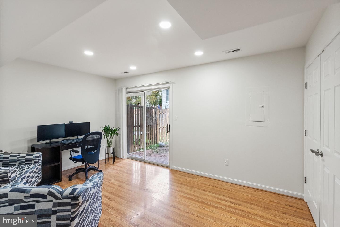 VILLAGES AT SAYBROOKE - Residential Lease