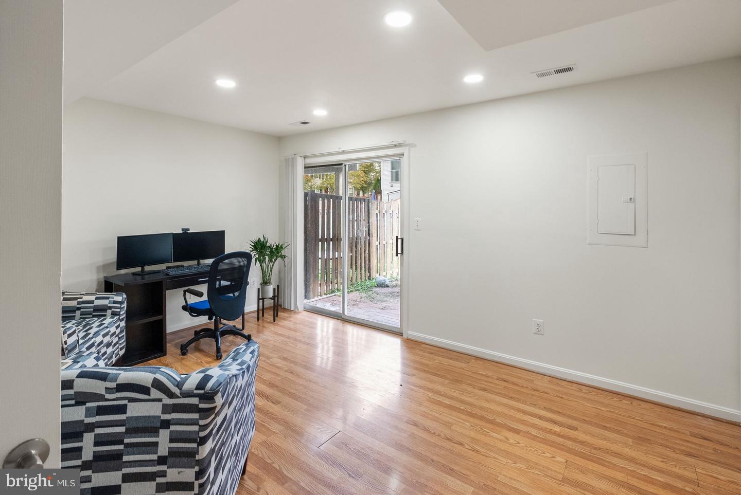 VILLAGES AT SAYBROOKE - Residential Lease