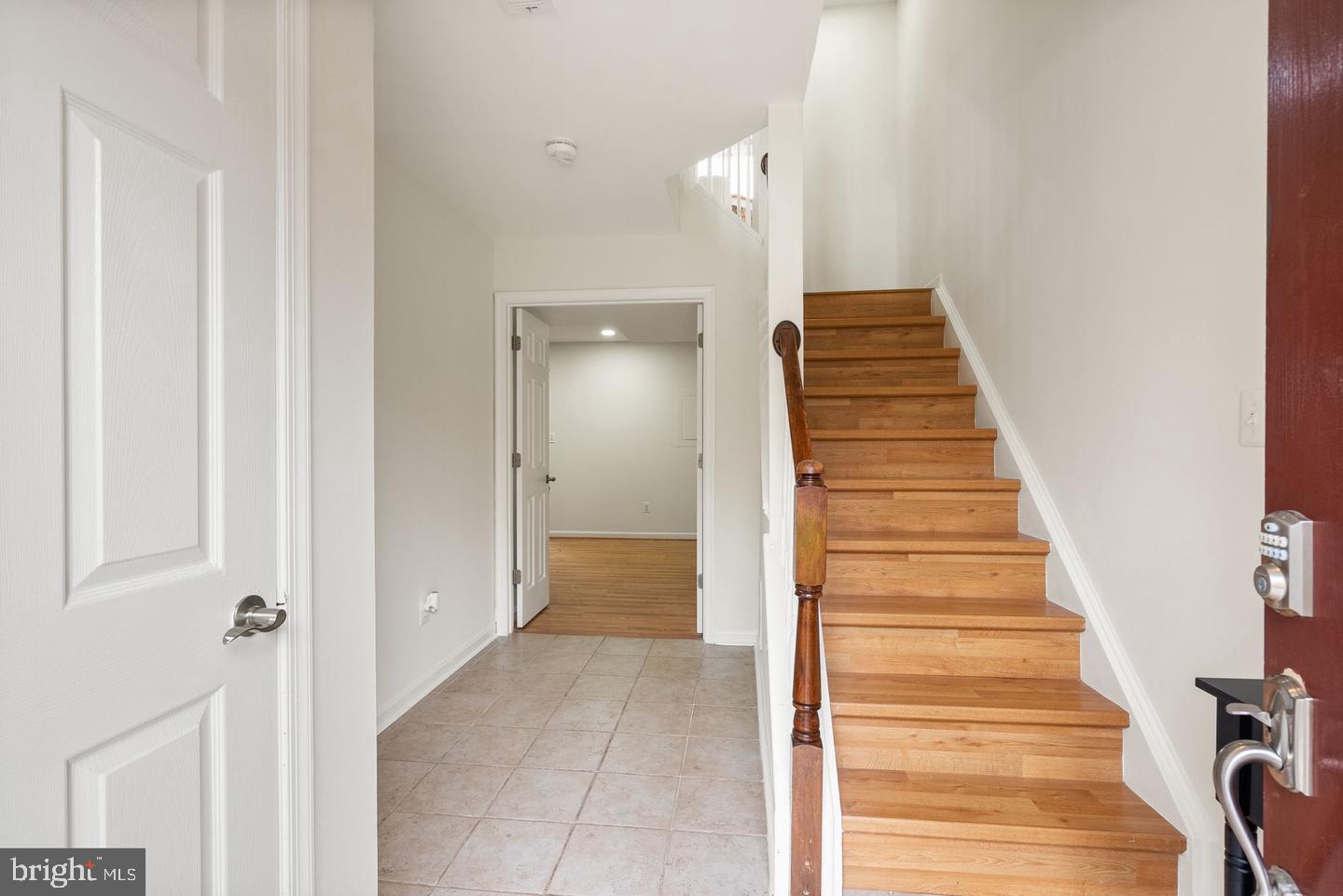 VILLAGES AT SAYBROOKE - Residential Lease