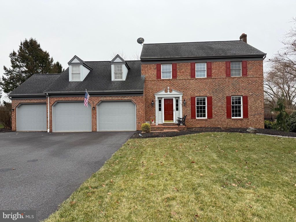 Photo of 114 James Street, LEOLA, PA 17540 (MLS # PALA2082172)