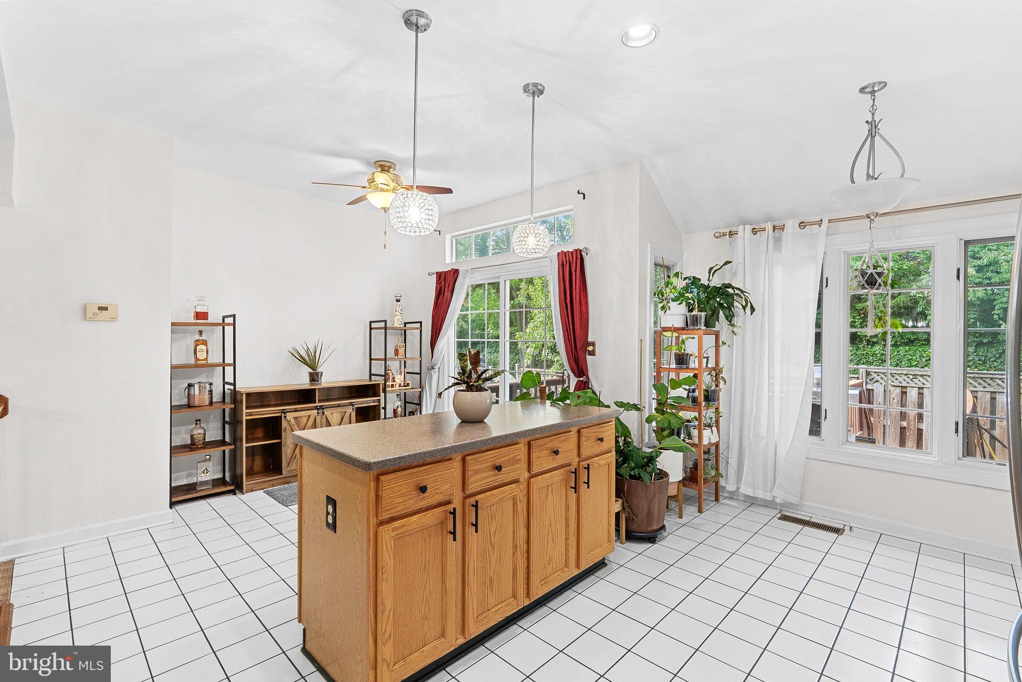 HUNTLEY MEADOWS - Residential