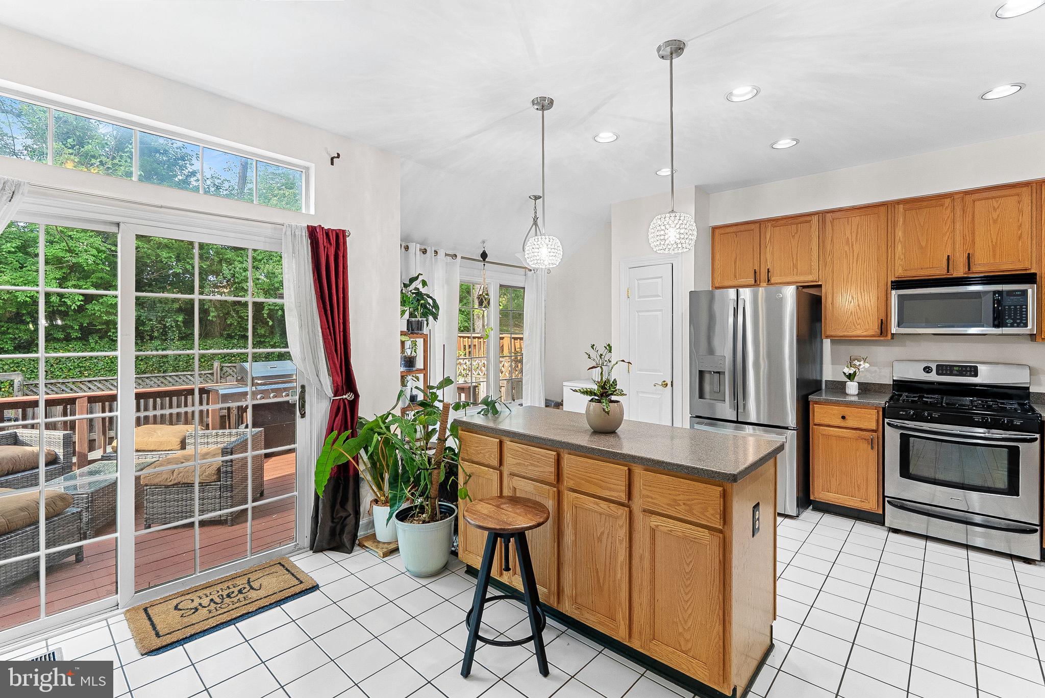 HUNTLEY MEADOWS - Residential