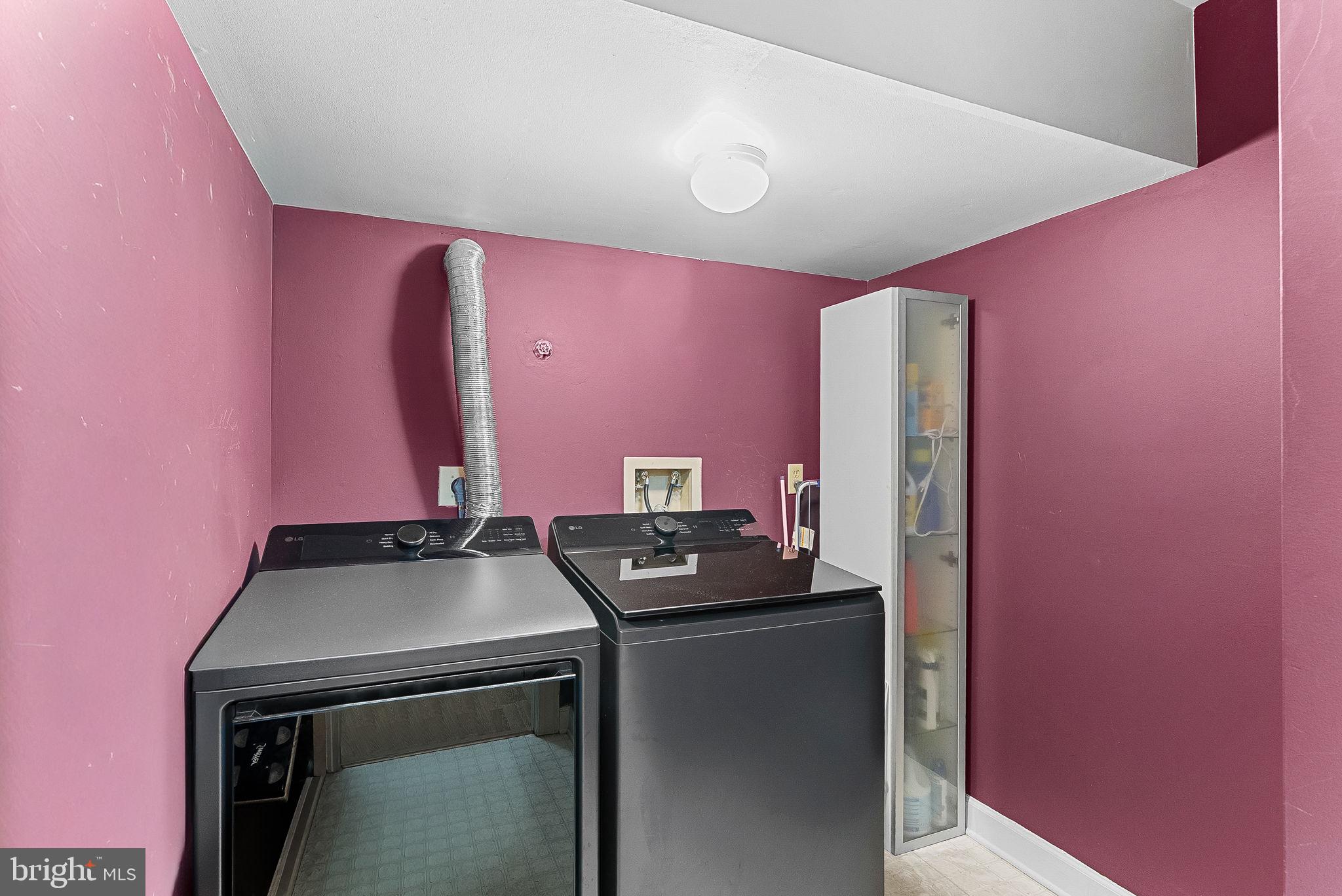 HUNTLEY MEADOWS - Residential