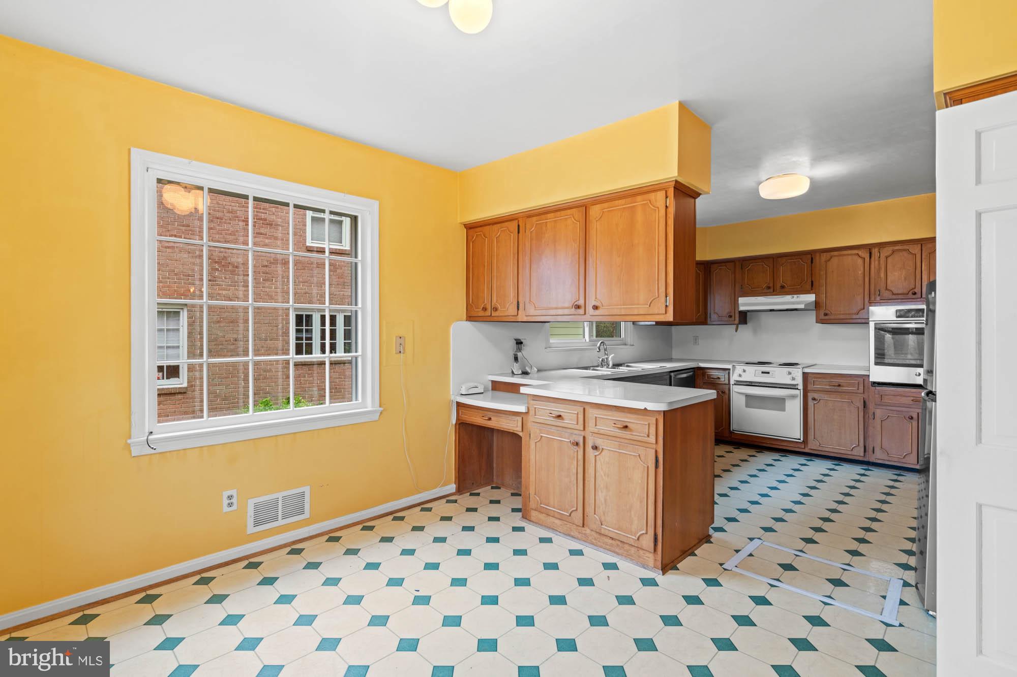 GLEN ECHO HEIGHTS - Residential