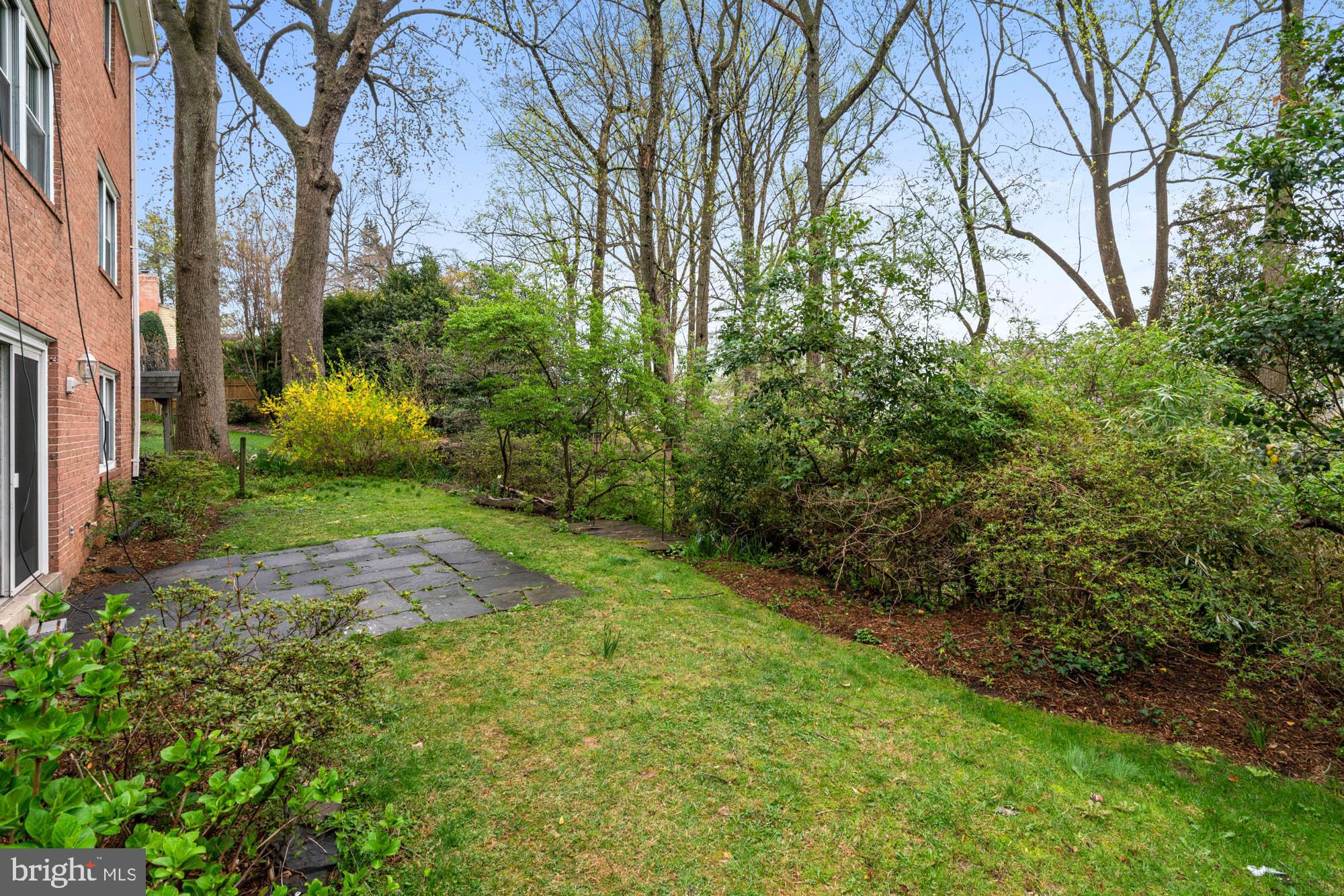 GLEN ECHO HEIGHTS - Residential