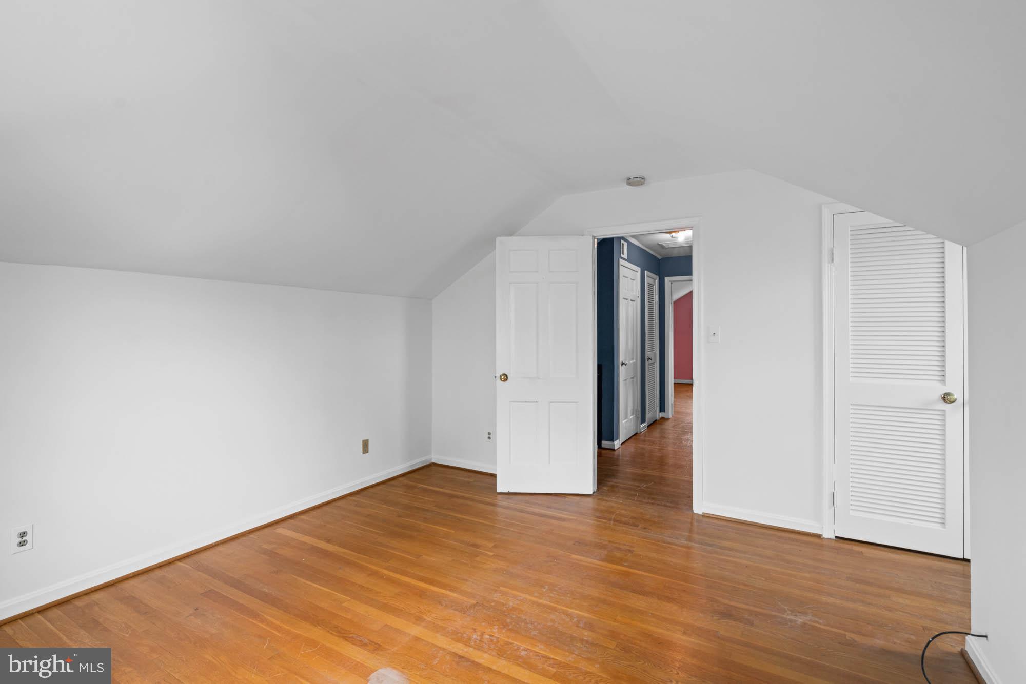 GLEN ECHO HEIGHTS - Residential