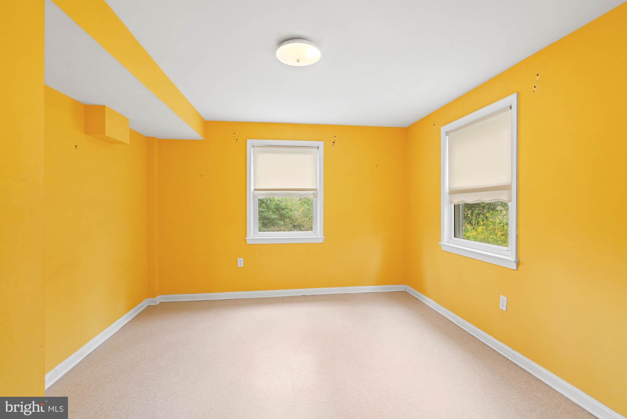 GLEN ECHO HEIGHTS - Residential