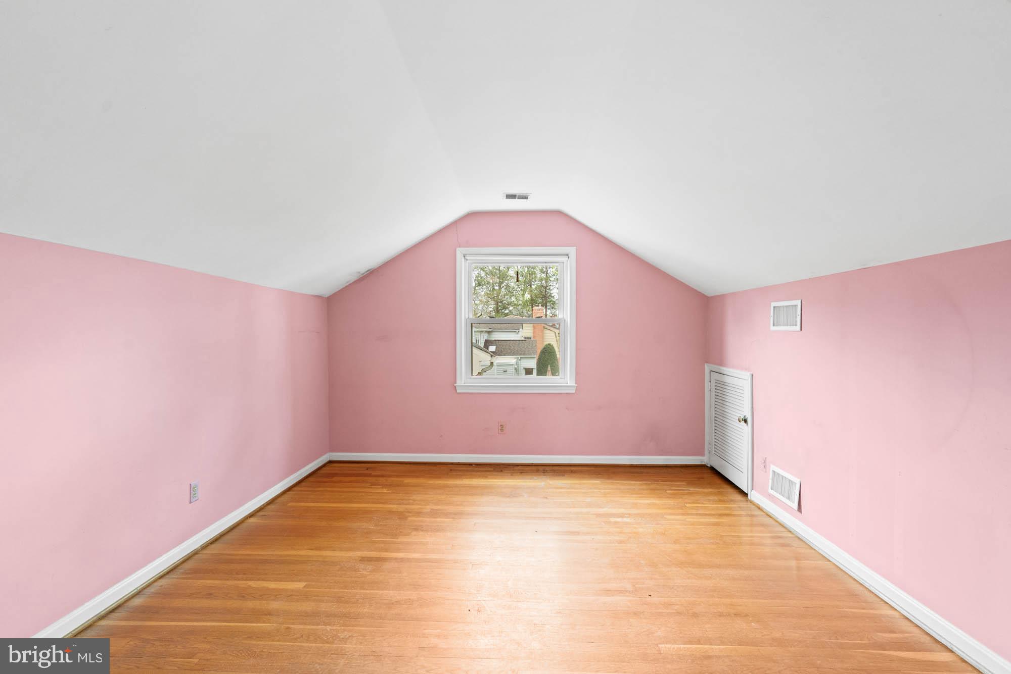 GLEN ECHO HEIGHTS - Residential