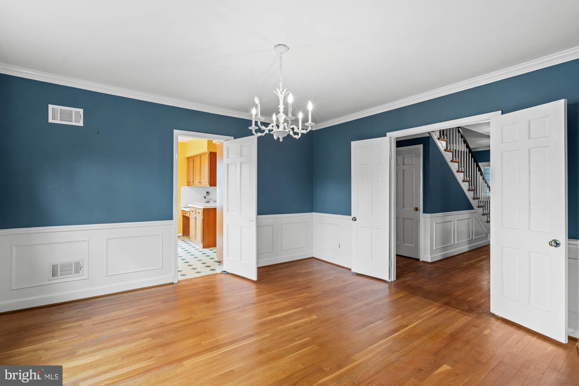 GLEN ECHO HEIGHTS - Residential