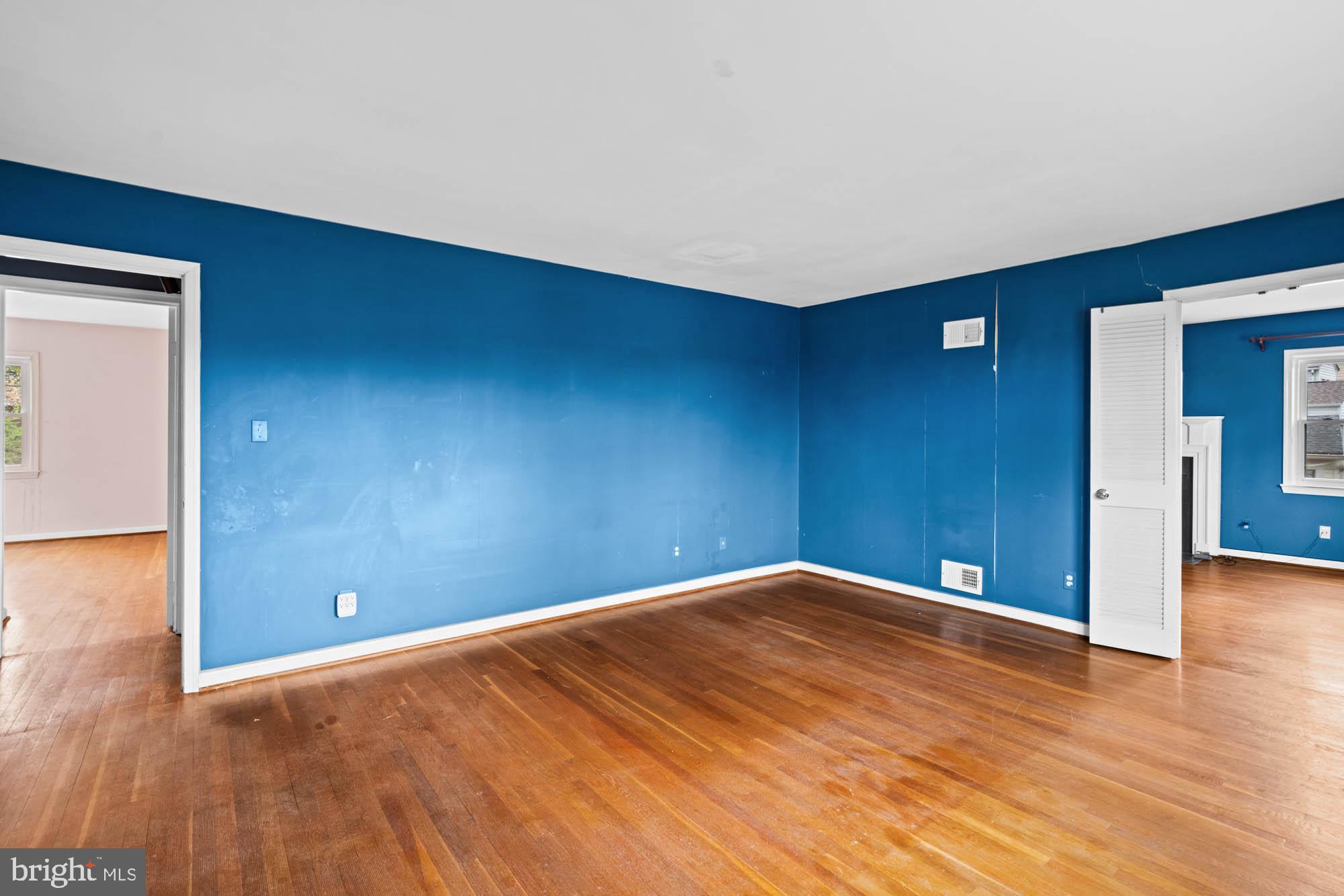 GLEN ECHO HEIGHTS - Residential