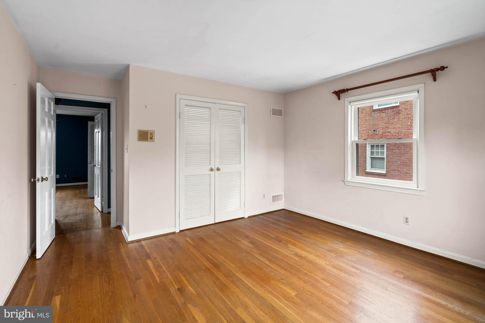 GLEN ECHO HEIGHTS - Residential