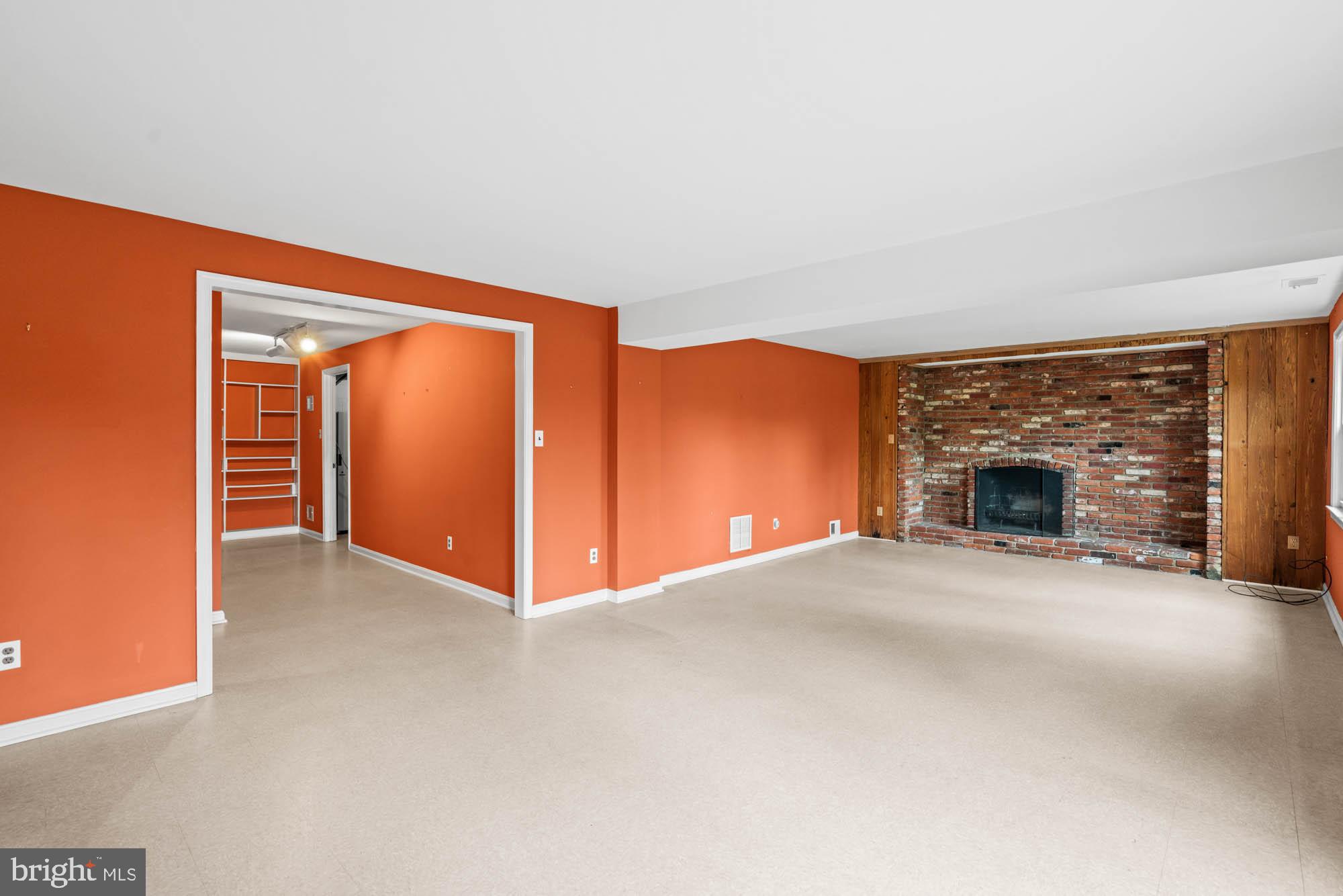 GLEN ECHO HEIGHTS - Residential