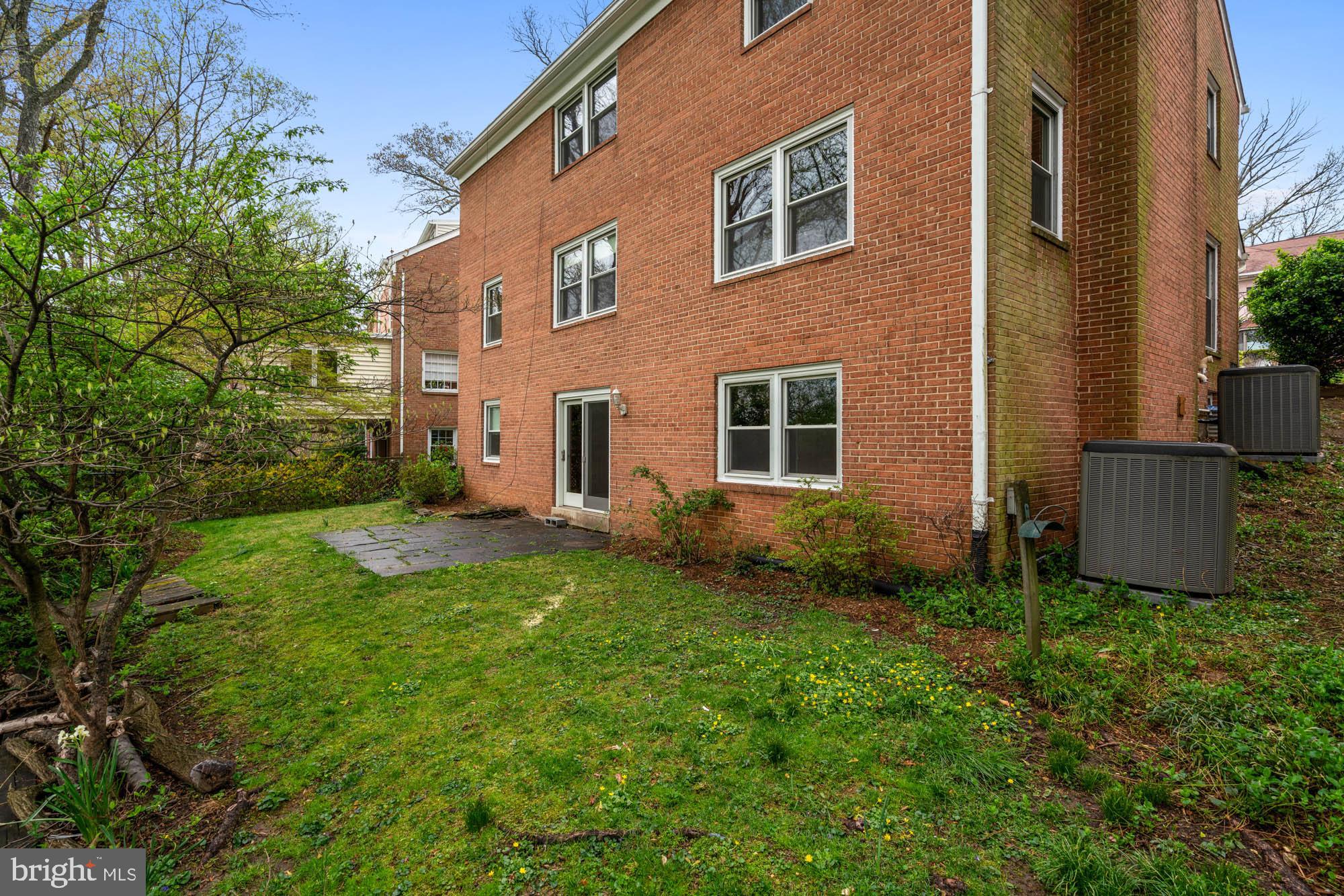 GLEN ECHO HEIGHTS - Residential