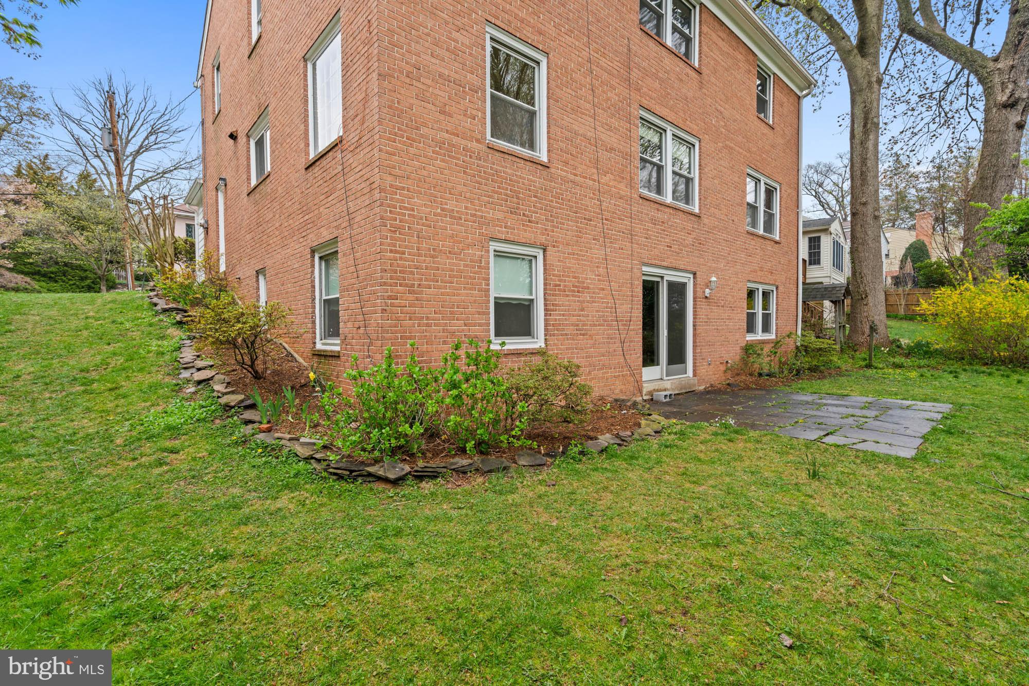 GLEN ECHO HEIGHTS - Residential