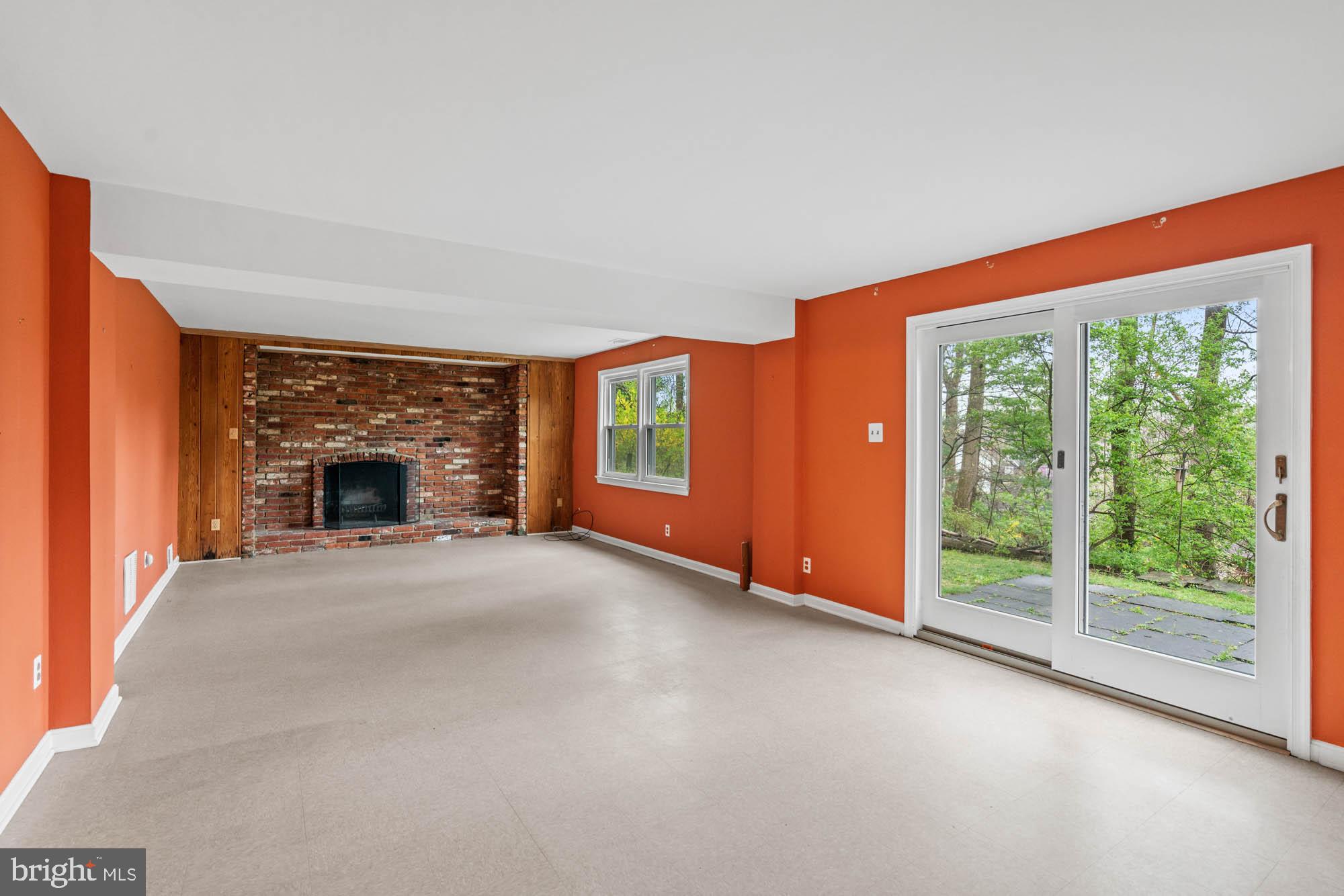 GLEN ECHO HEIGHTS - Residential