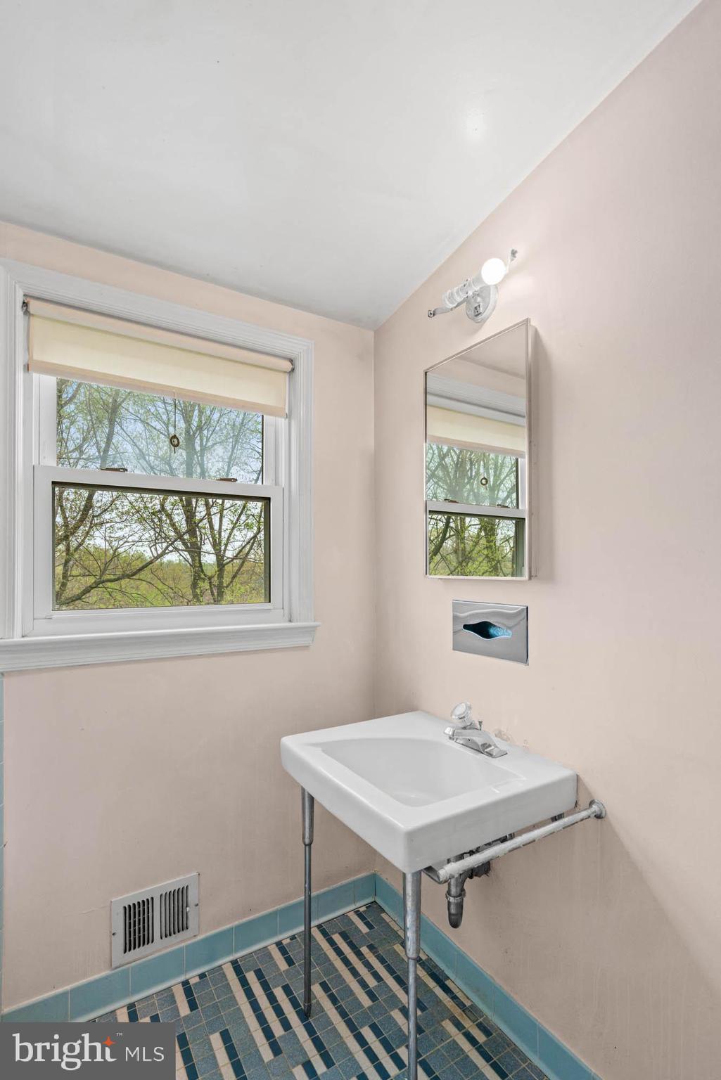 GLEN ECHO HEIGHTS - Residential