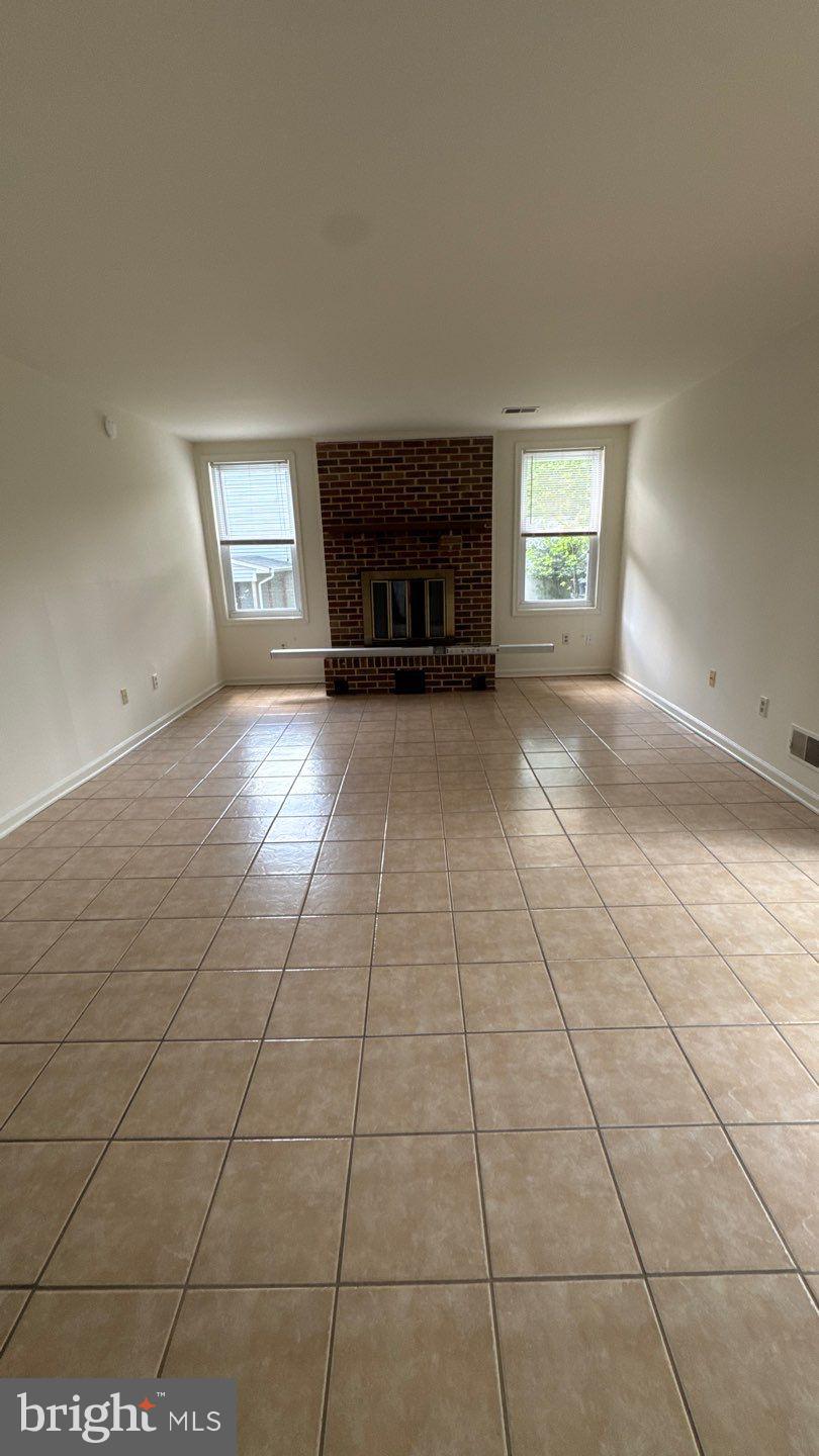 VILLAGE OF HICKORY RIDGE - Residential Lease