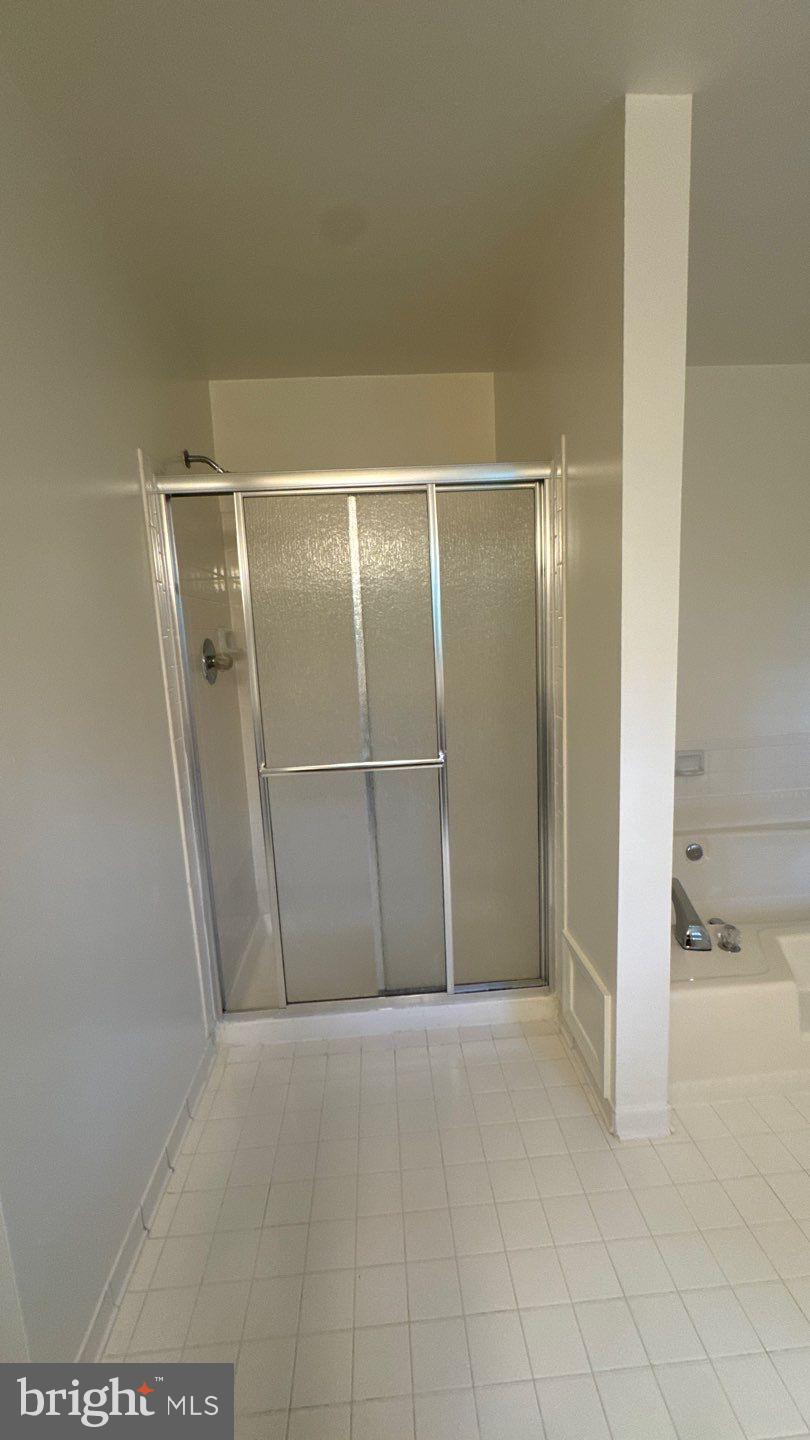 VILLAGE OF HICKORY RIDGE - Residential Lease