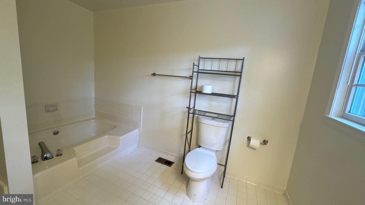 VILLAGE OF HICKORY RIDGE - Residential Lease