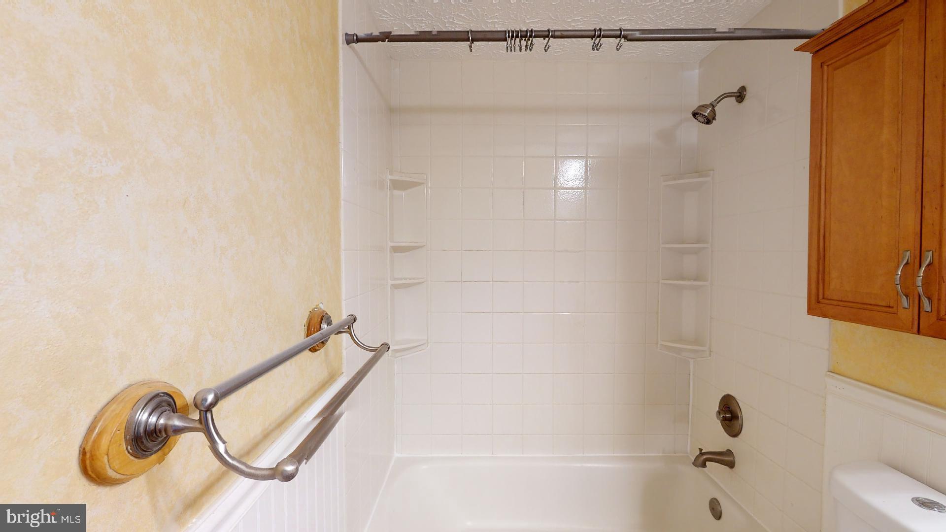 POPPLETON - Residential Lease