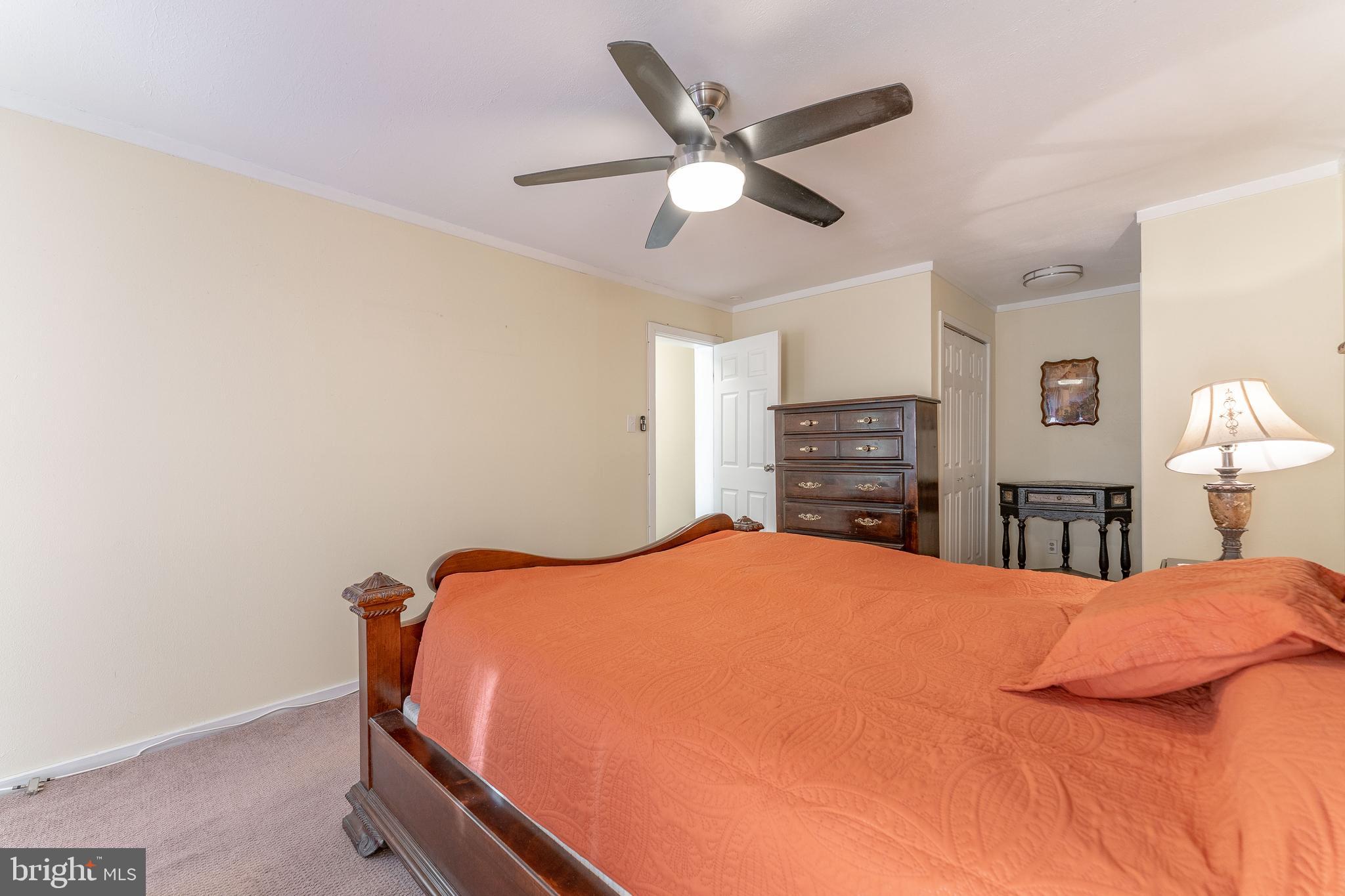 SUMMIT HOUSE - Residential