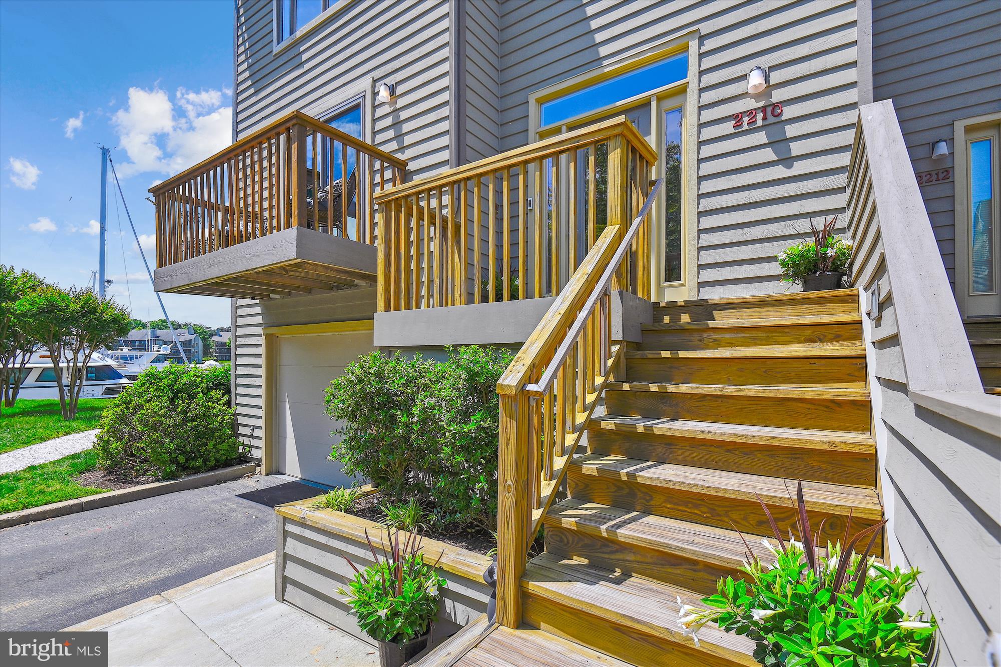 CHESAPEAKE HARBOUR - Residential