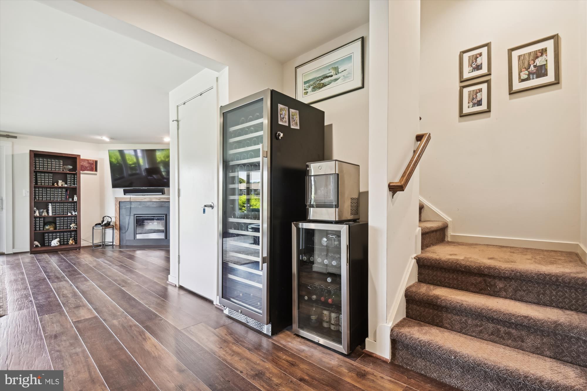 CHESAPEAKE HARBOUR - Residential