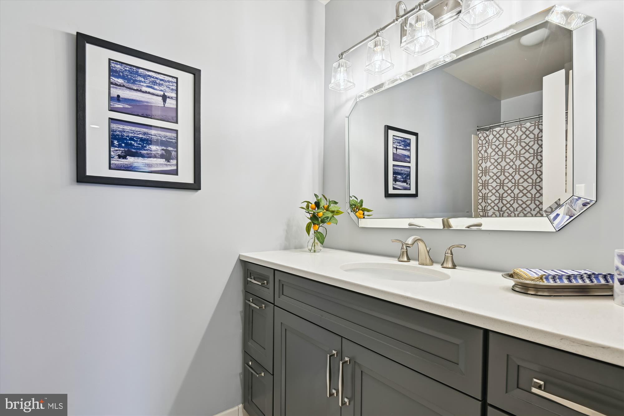 CHESAPEAKE HARBOUR - Residential