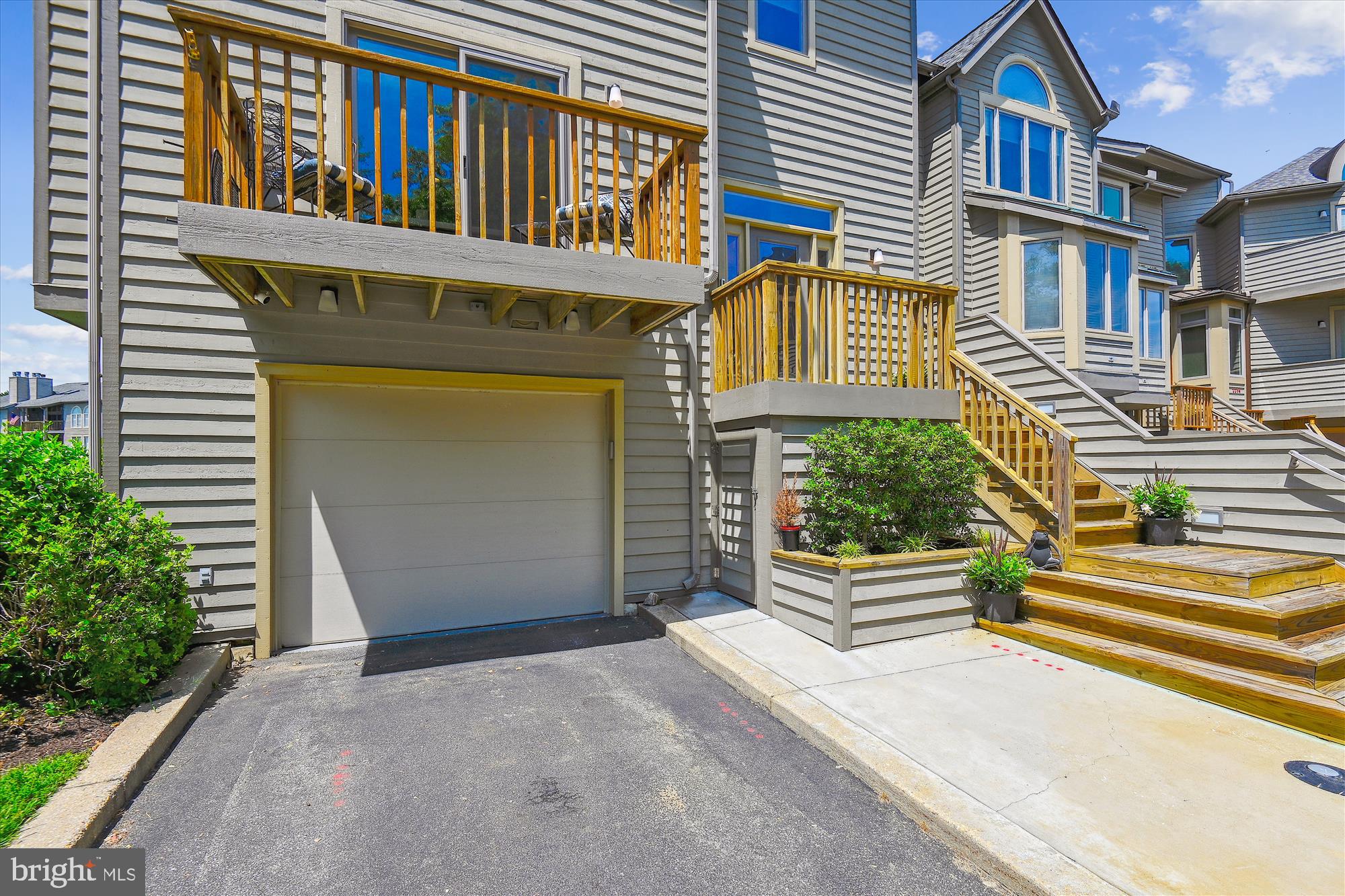 CHESAPEAKE HARBOUR - Residential