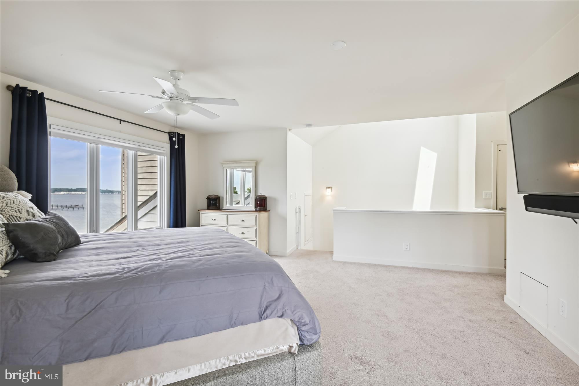 CHESAPEAKE HARBOUR - Residential