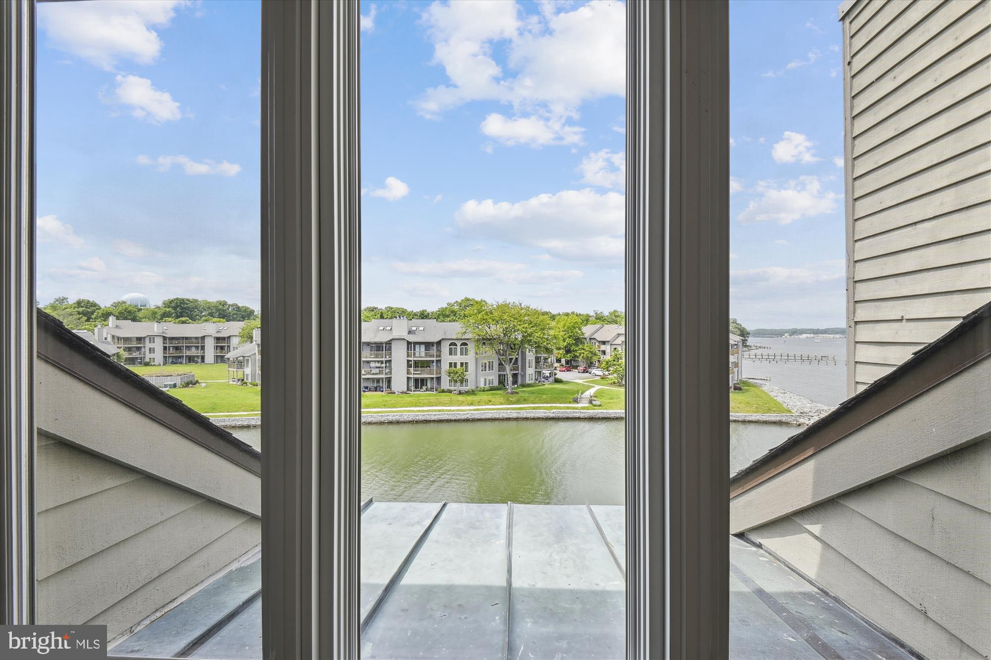 CHESAPEAKE HARBOUR - Residential