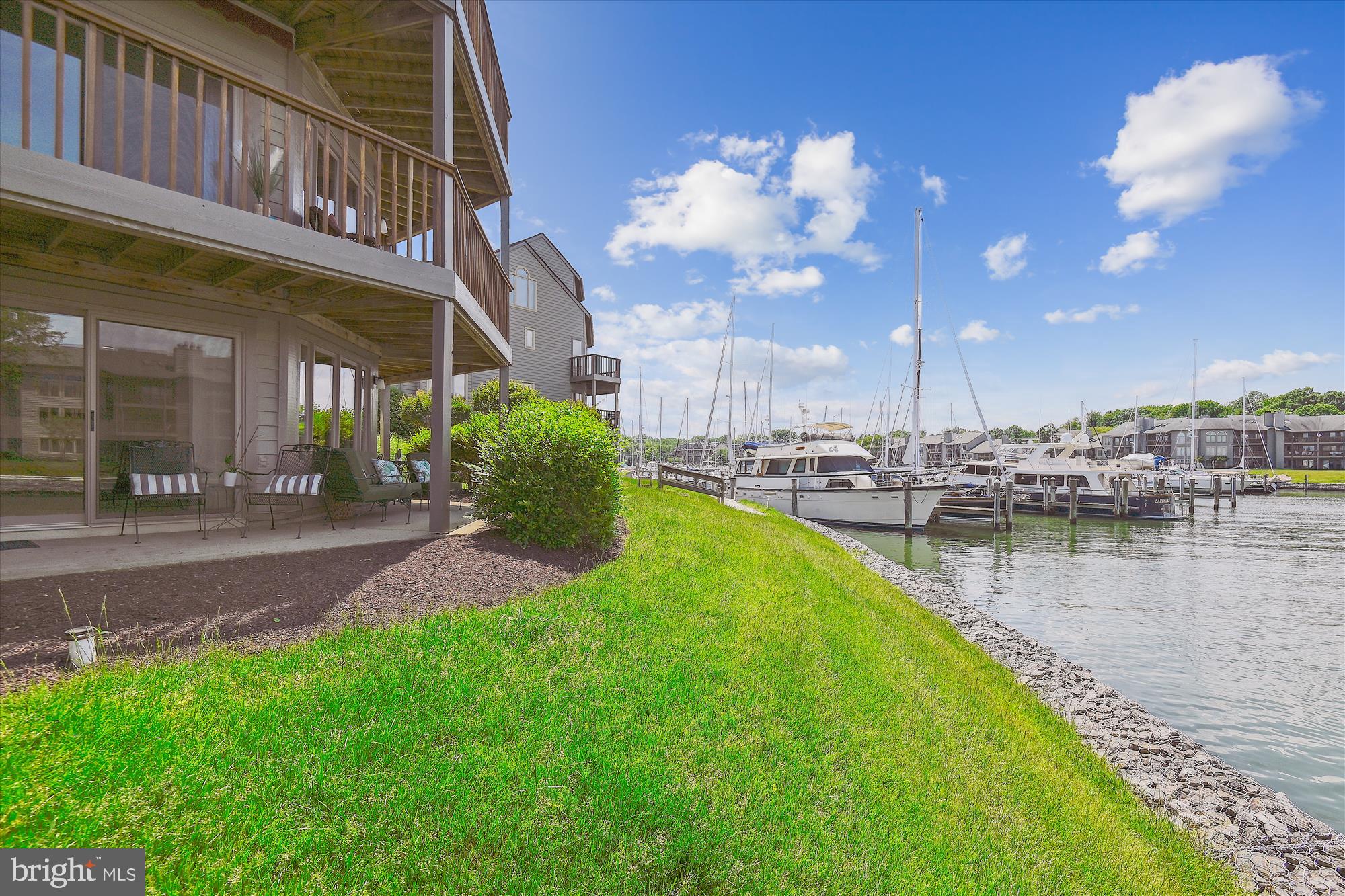 CHESAPEAKE HARBOUR - Residential