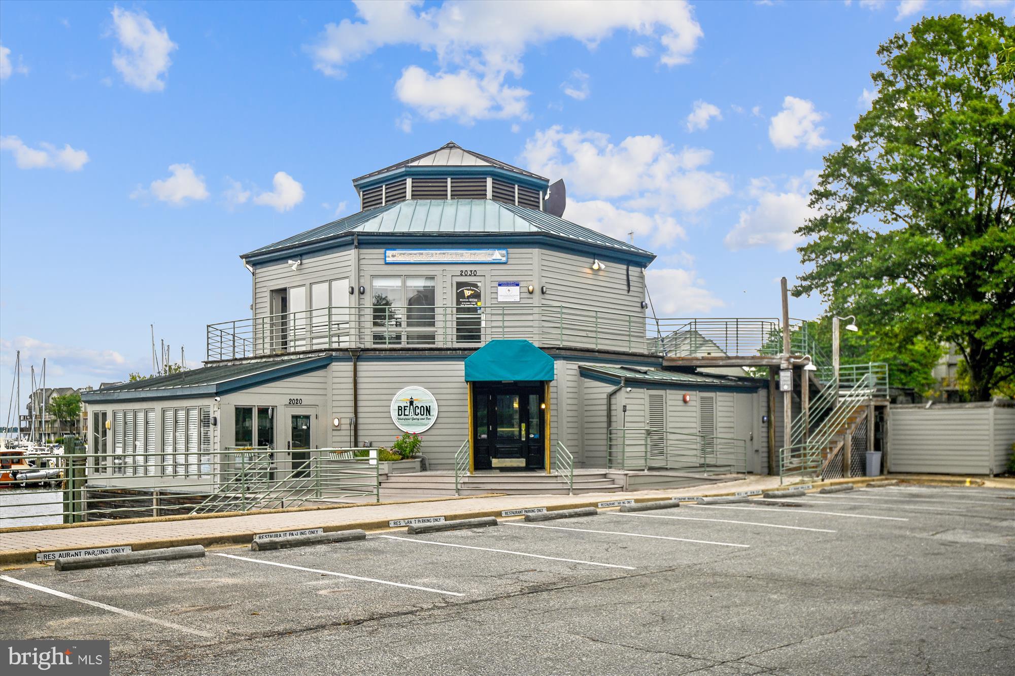 CHESAPEAKE HARBOUR - Residential