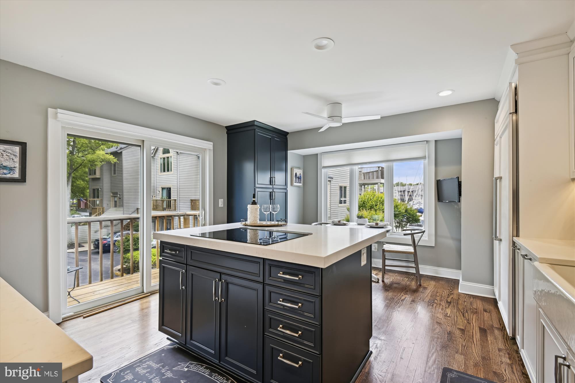 CHESAPEAKE HARBOUR - Residential