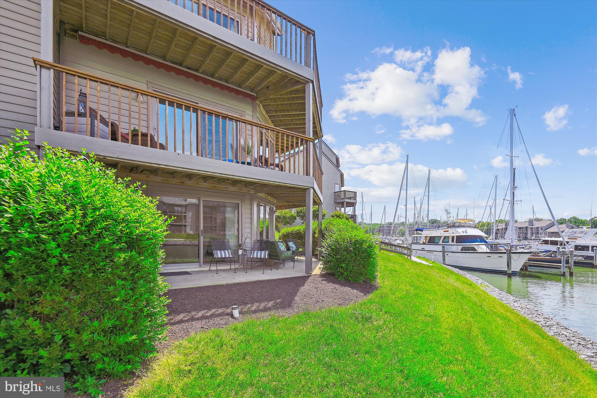 CHESAPEAKE HARBOUR - Residential