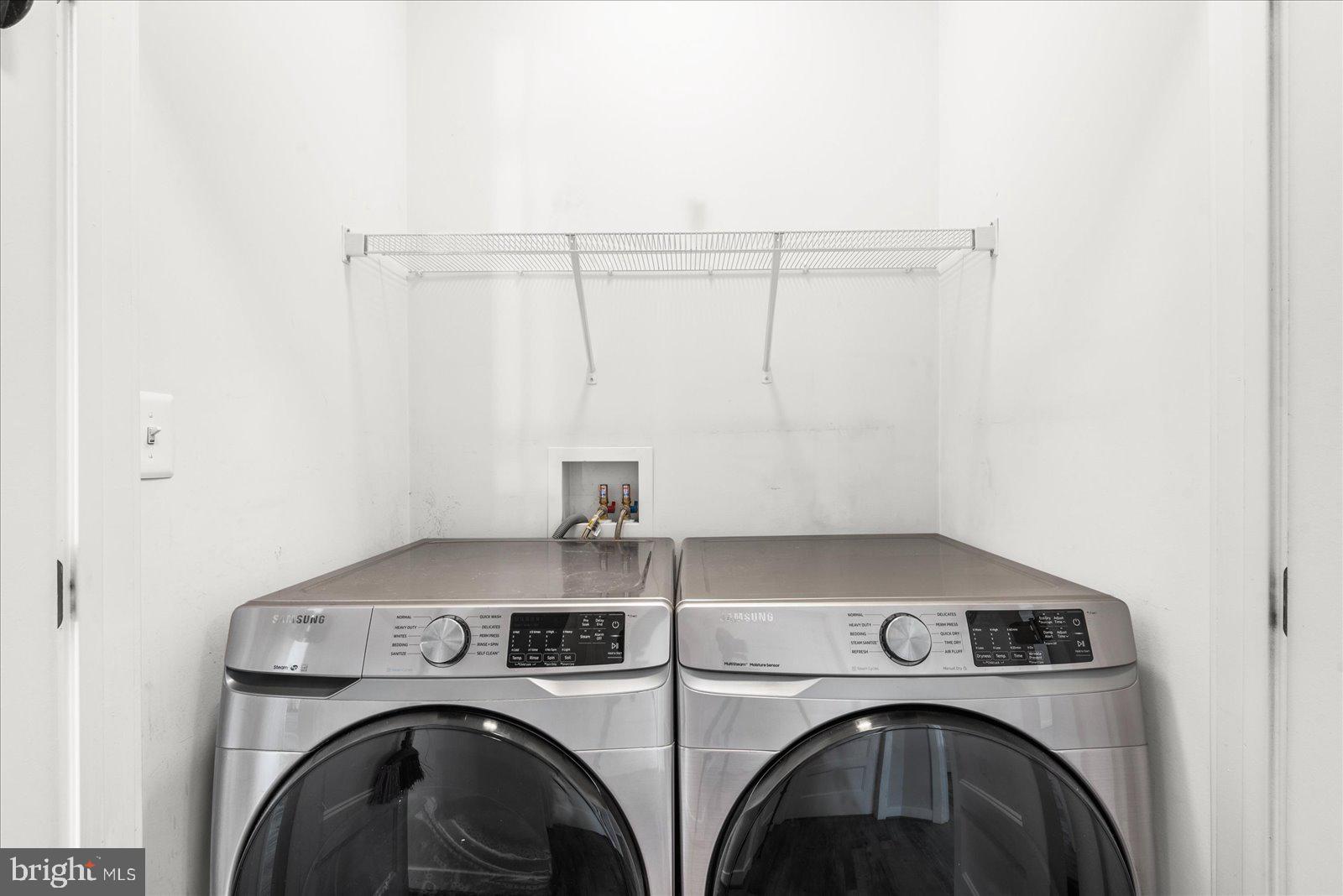 CLASSIC SHORES - Residential