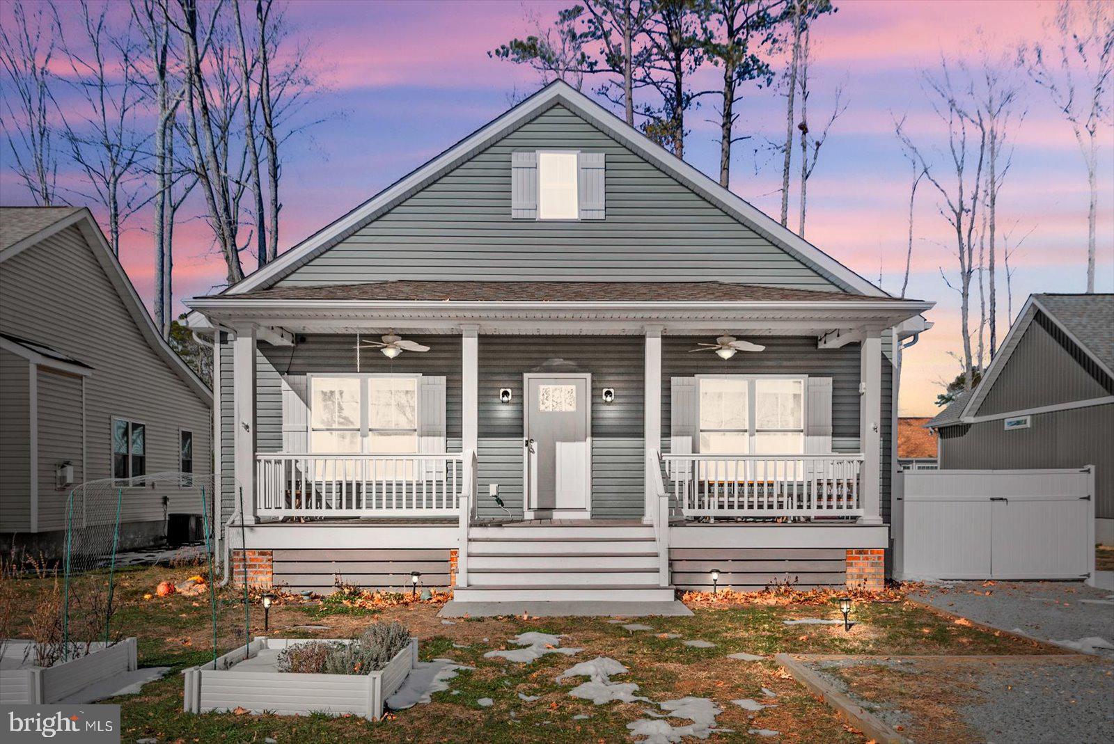 CLASSIC SHORES - Residential