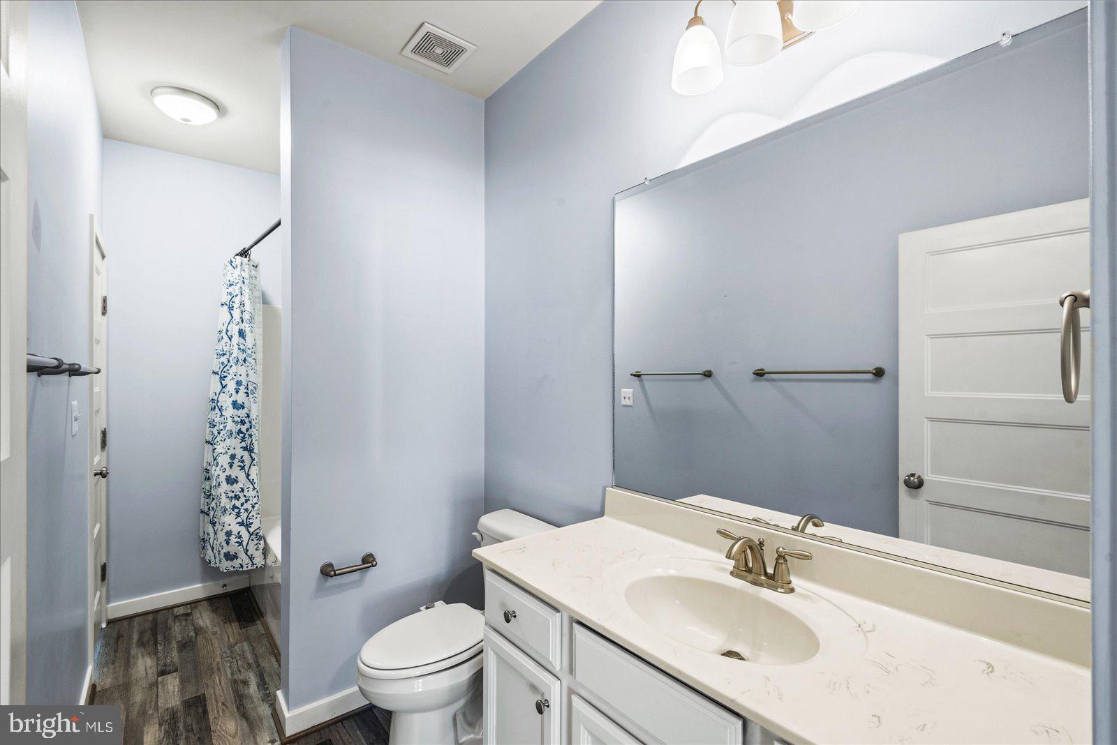 CLASSIC SHORES - Residential