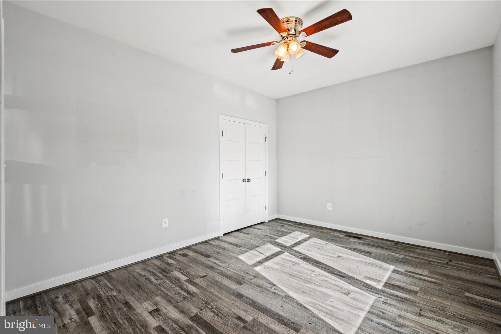 CLASSIC SHORES - Residential