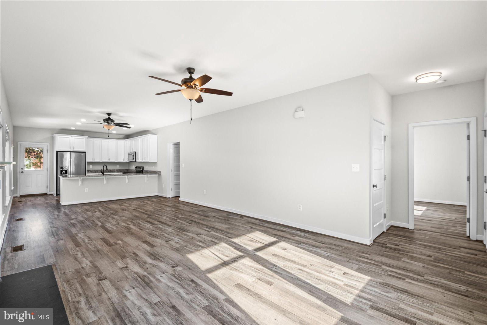 CLASSIC SHORES - Residential