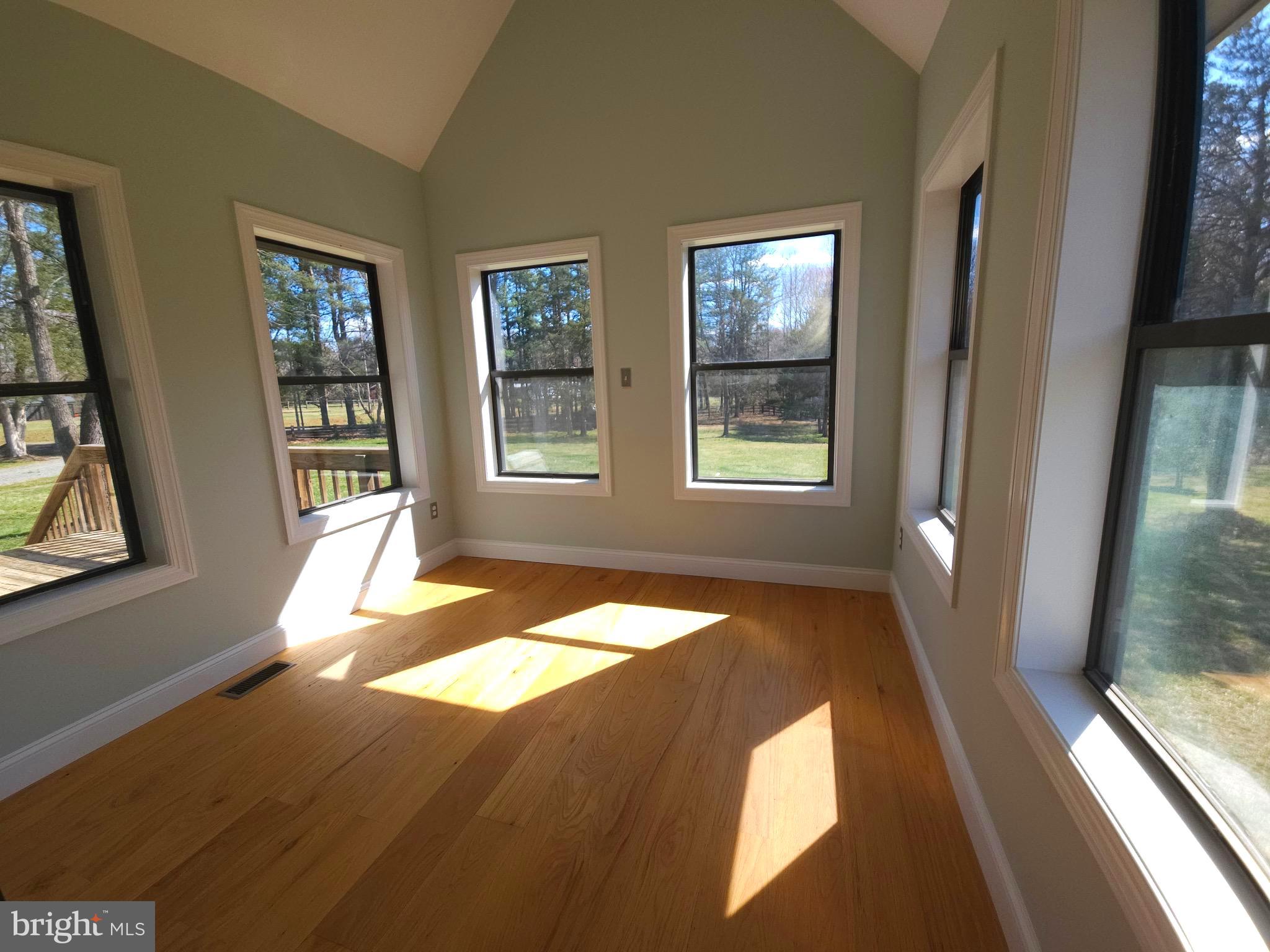 GOLDEN HILL ESTS - Residential Lease