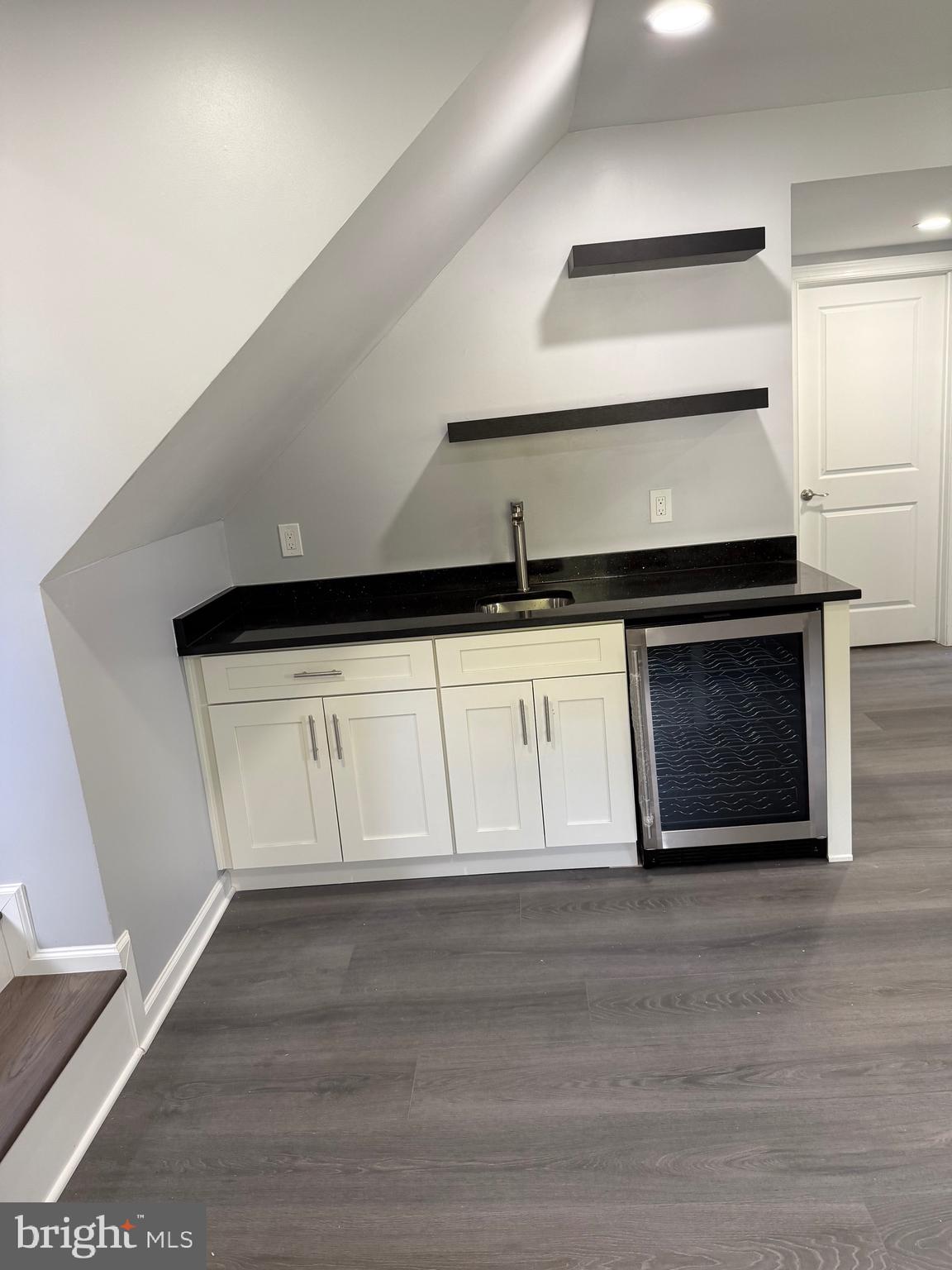 NEWINGTON WOODS - Residential Lease