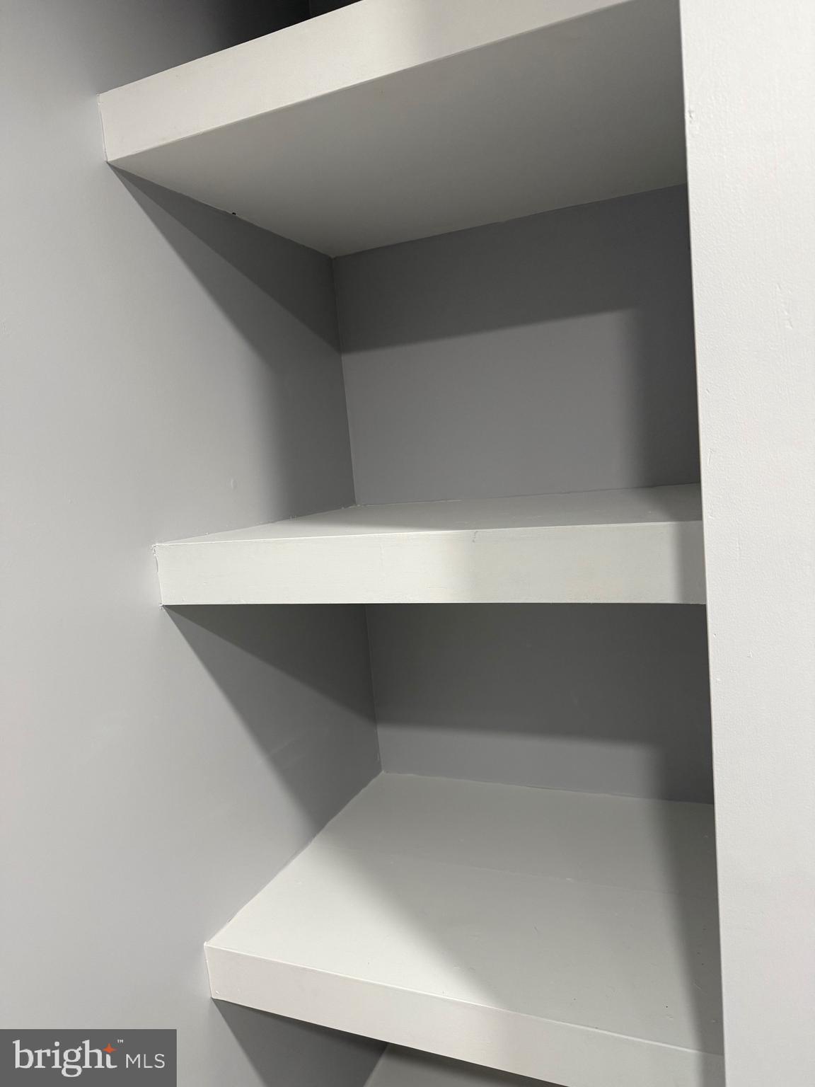 NEWINGTON WOODS - Residential Lease