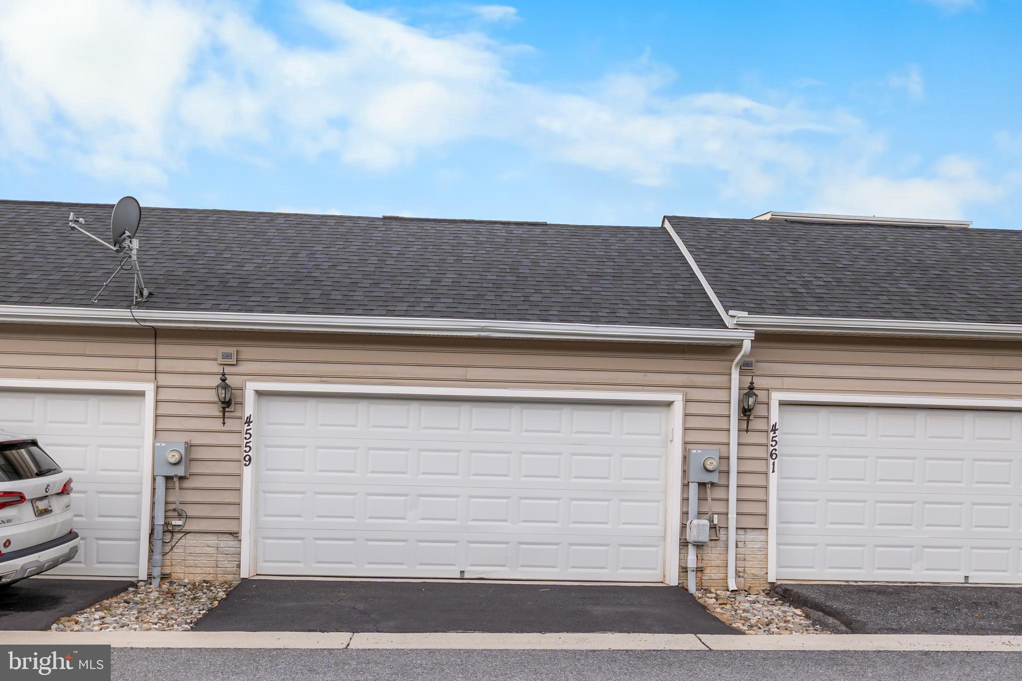 LANDSDALE - Residential Lease